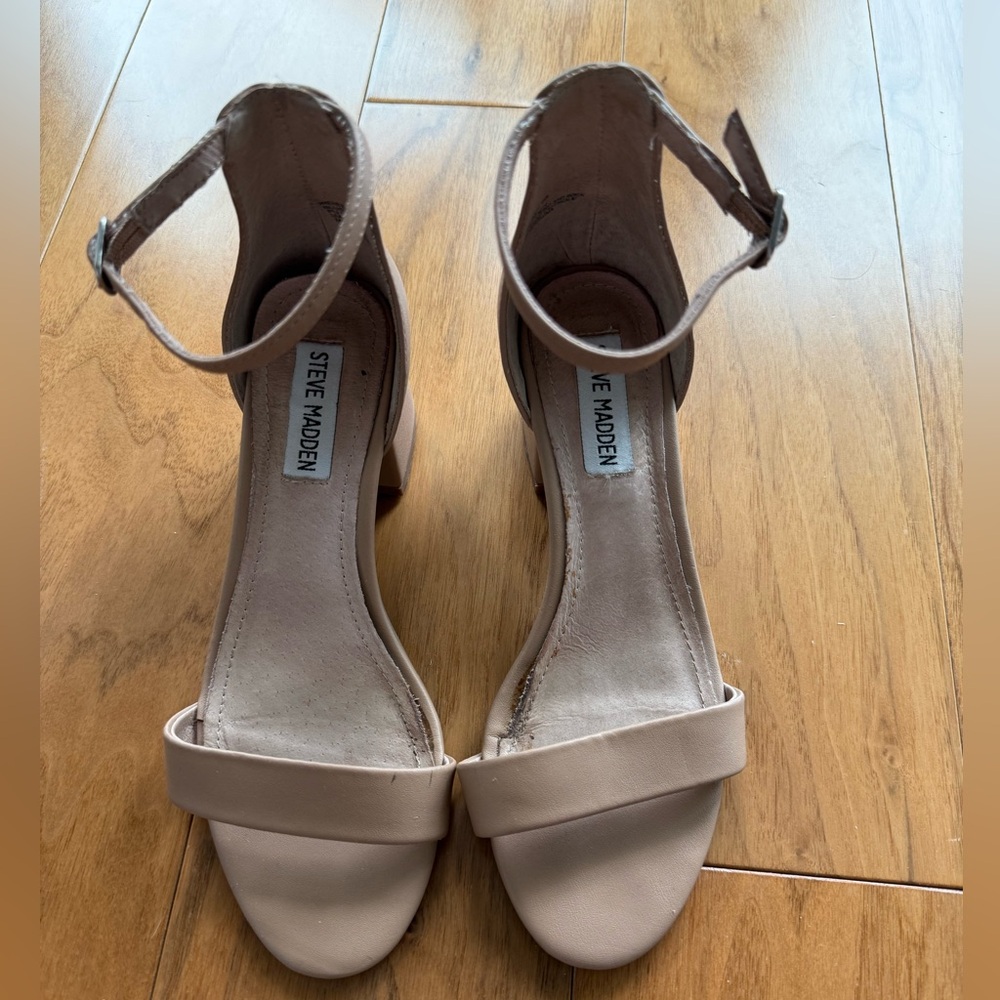 Steve Madden “Irenee” blush block heel sandal - size 6 wedding, bridal, nude